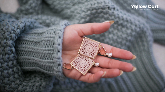 How to Select Right Earrings Matching Your Outfit