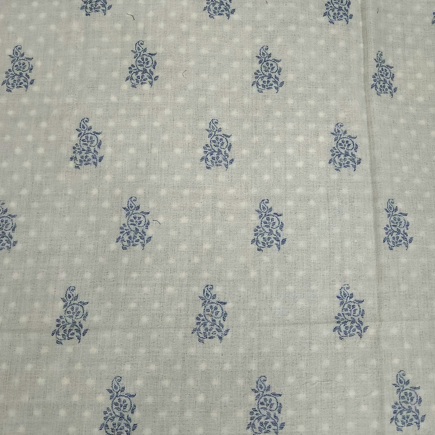 pure-wool-light-green-color-with-broad-border-design