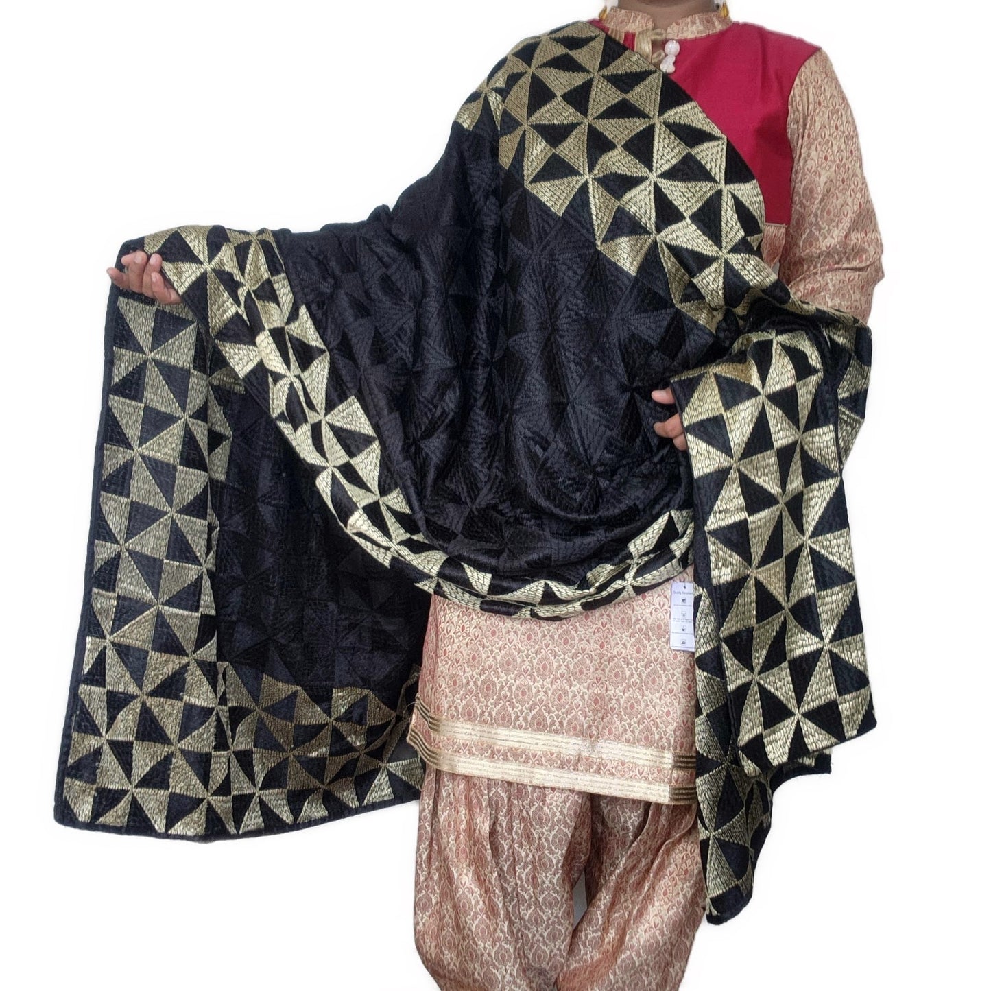 black-box-phulkari-duppatta-with-golden-work