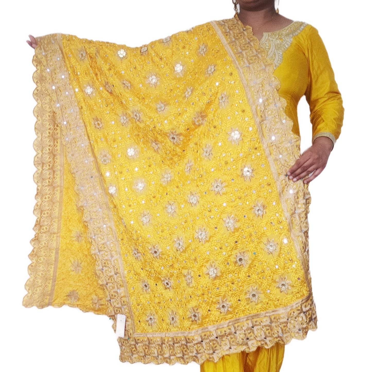 yellow-sheesha-(mirror)-and-ghungaru-(bells)