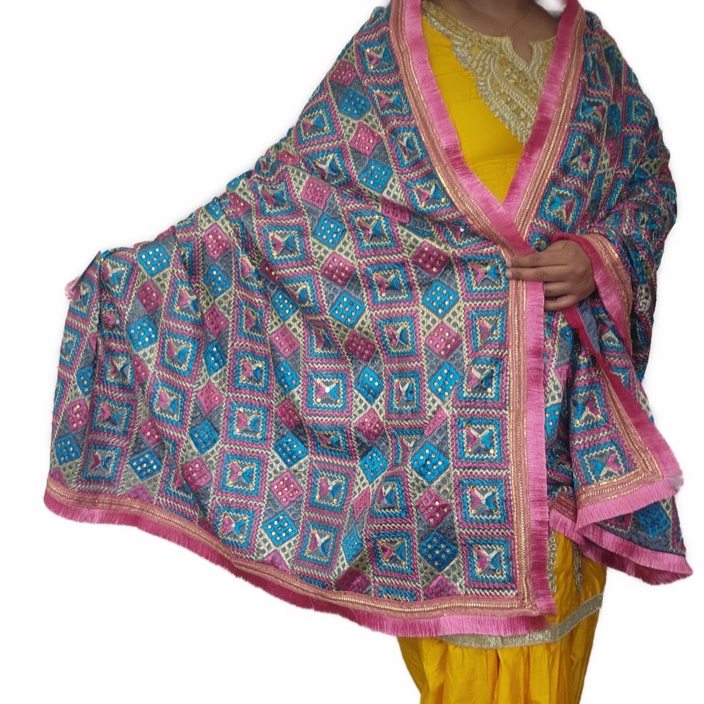veerzara-phulkari-grey-background-and-pink-border