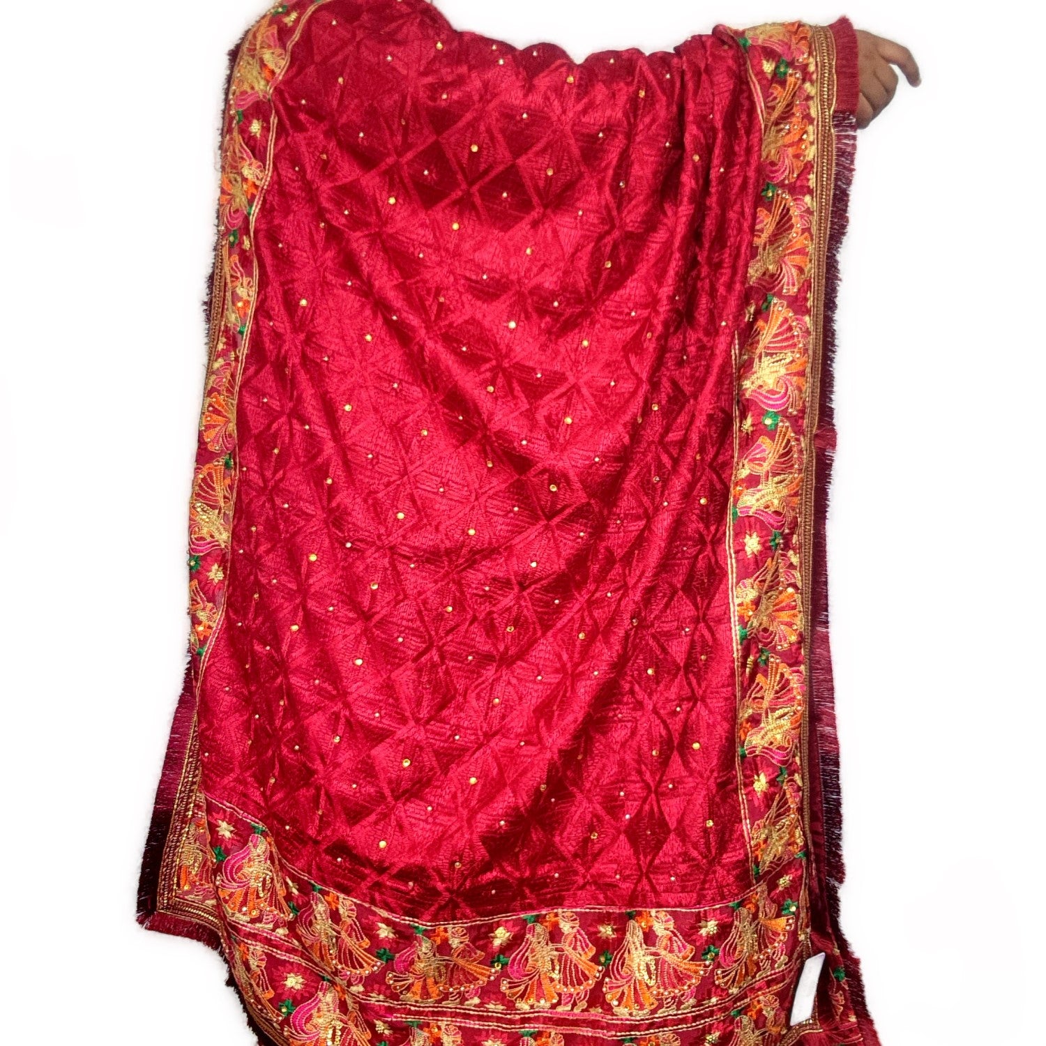 dulha-dulhan-maroon-colour-phulkari-duppatta