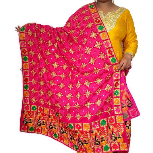 bride-and-groom-velvet-pink-colour-phulkari-duppatta