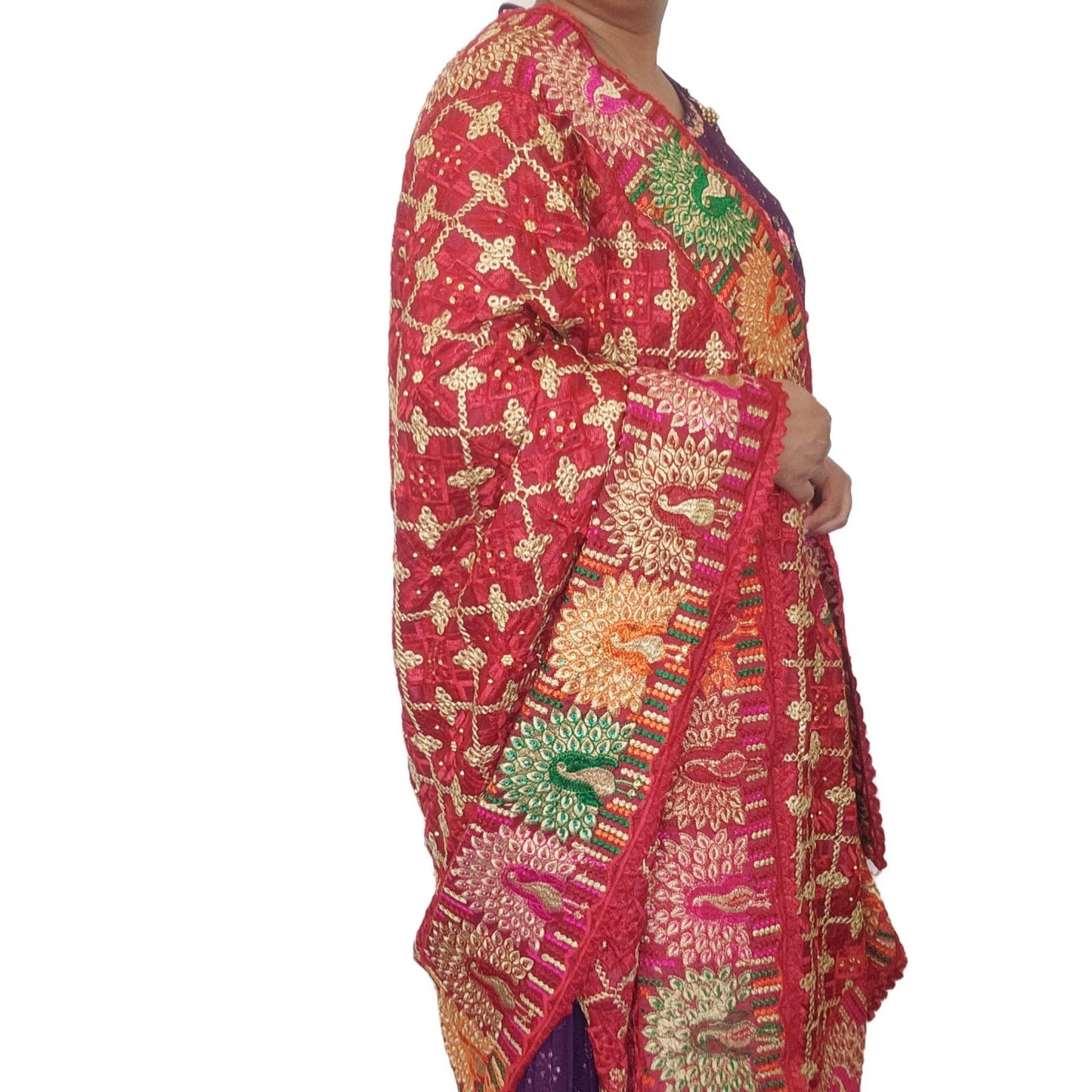 peacock-border-red-phulkari