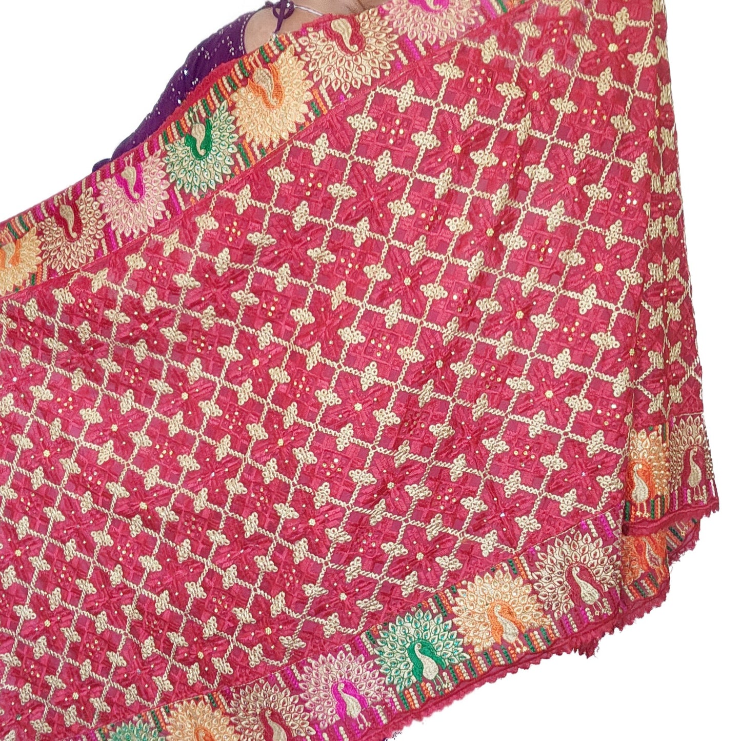 peacock-border-red-phulkari