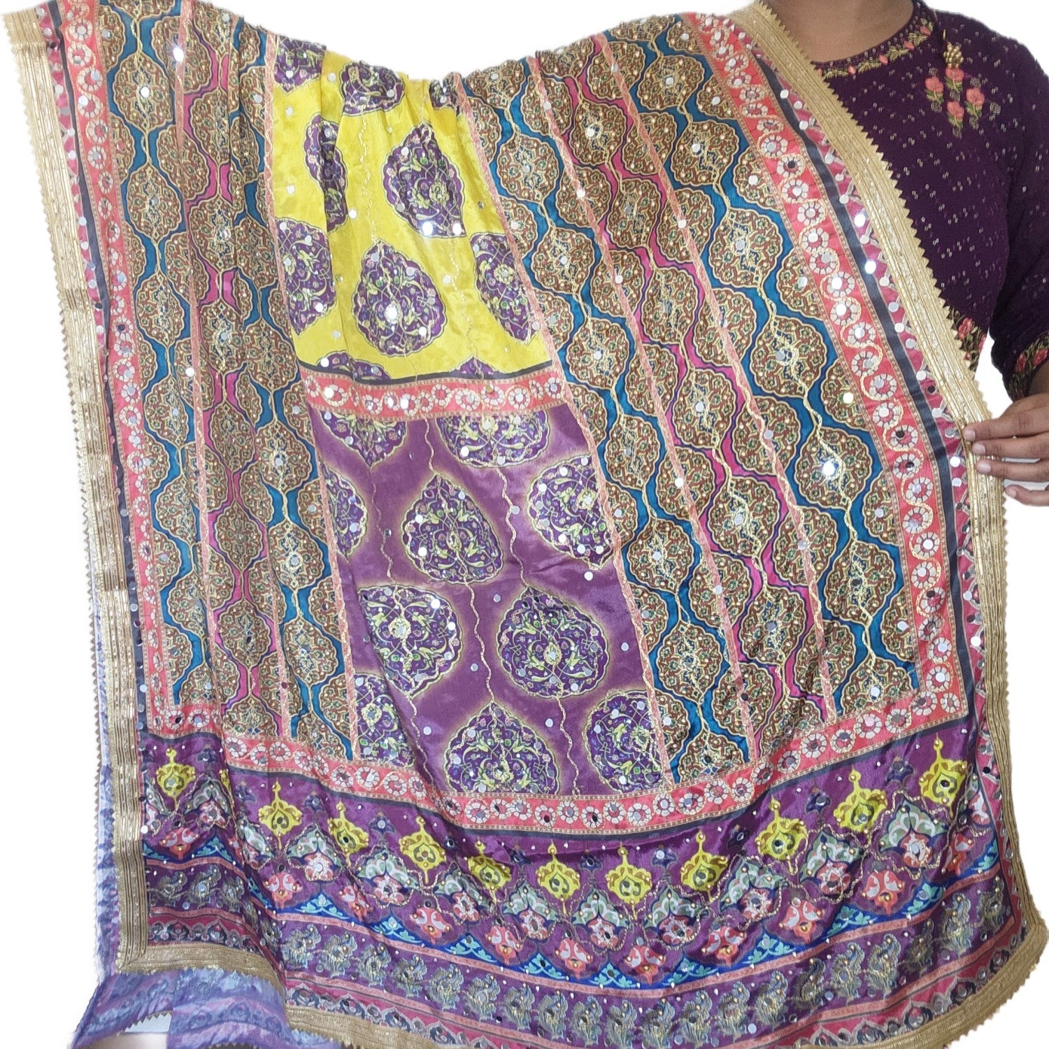 pakistani-silk-heavy-duppatta-purple-yellow-color