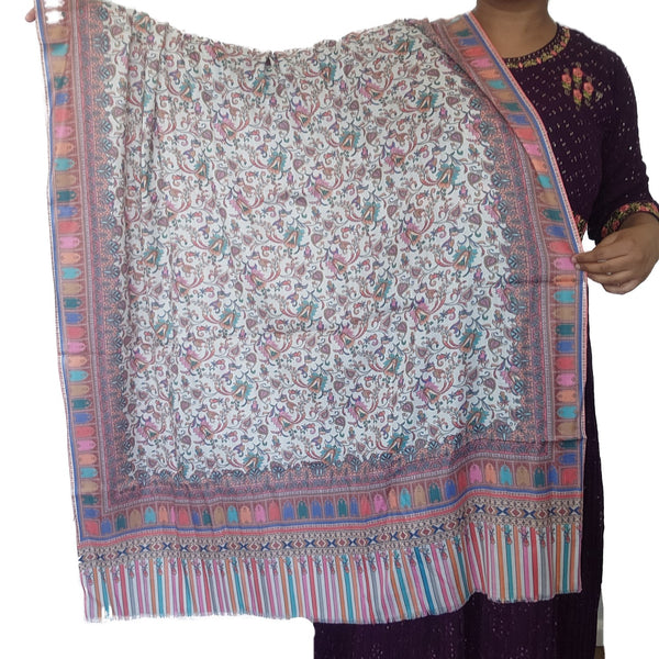PURE WOOL CREAM FLORAL DESIGN WITH LINES ON BORDER – Yellow Cart